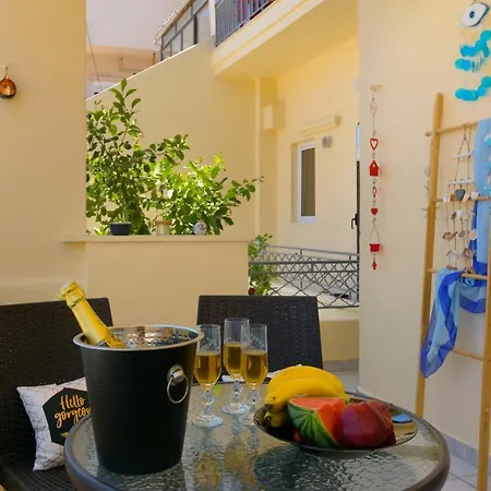 House For Families Near The アパート